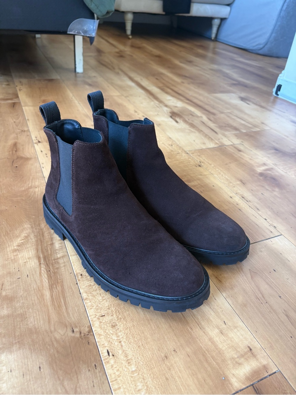 Men's Suede Chelsea Boots - Dark Brown